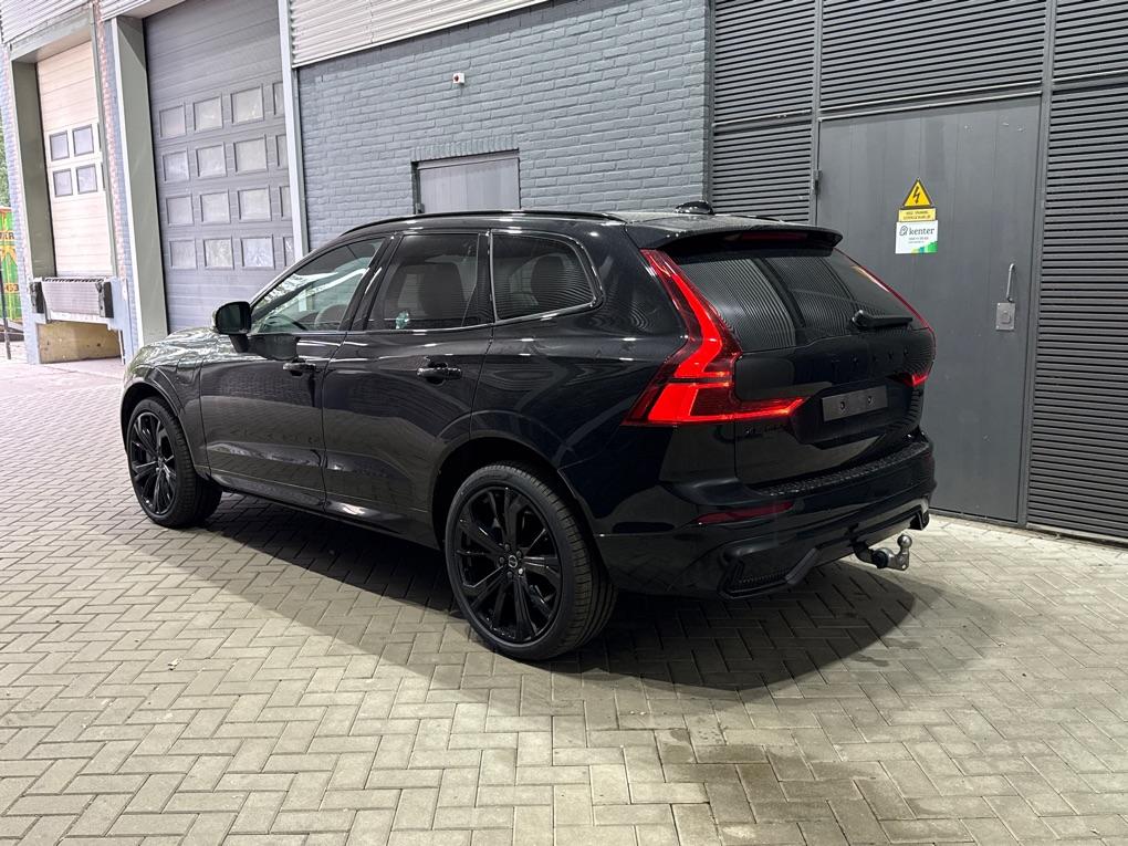 Volvo XC60 T8 Plus Black Edition | Harman/Kardon | Panoramadak | 360° Camera | BLIS | Trekhaak | Head-Up | ACC | 21 Inch