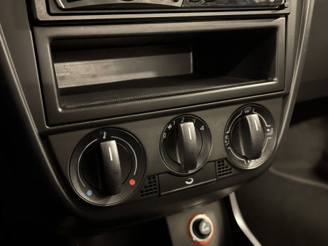Volkswagen Fox 1.2 Trendline | Origineel Nederlands | Isofix | Reservewiel | Radio |