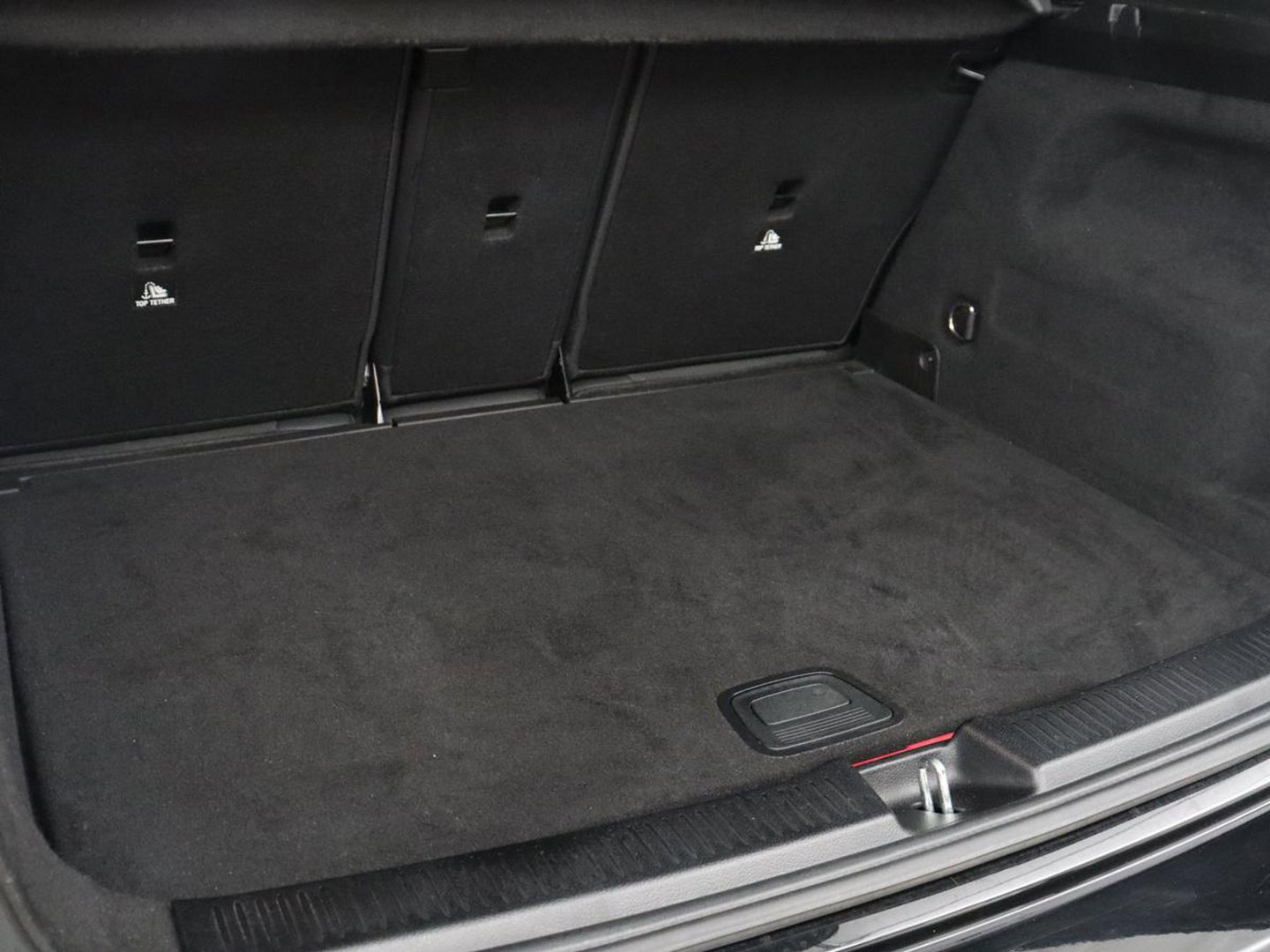Mercedes-Benz B-Klasse 250 e Premium Plus AMG-Line | Camera | Navigatie | LED | Stoelverwarming |