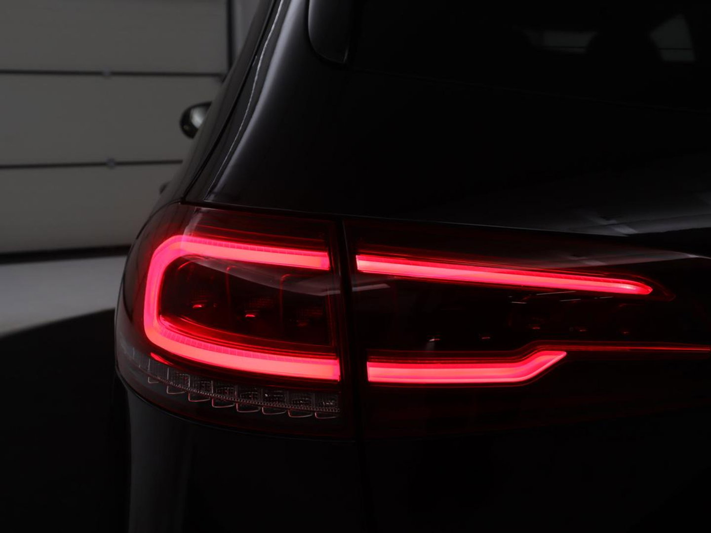 Mercedes-Benz B-Klasse 250 e Premium Plus AMG-Line | Camera | Navigatie | LED | Stoelverwarming |