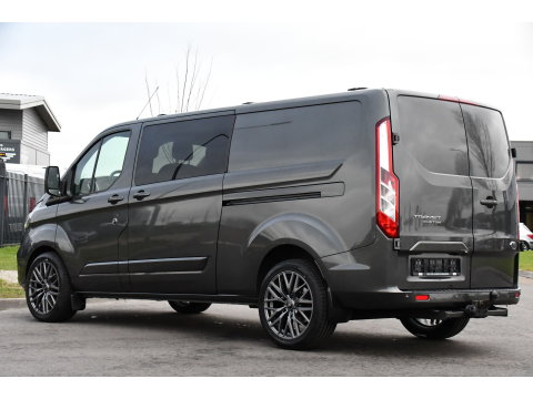 Ford Transit Custom 300 2.0 TDCI L2H1 DC Raptor Edition Limited Camera, Cruise, Carplay, 130pk, Automaat, Sensoren, Multimedia, 2 x Schuifdeur, UNIEK!