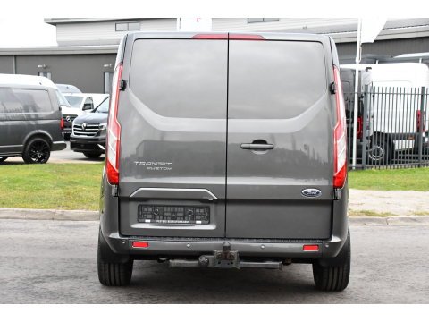 Ford Transit Custom 300 2.0 TDCI L2H1 DC Raptor Edition Limited Camera, Cruise, Carplay, 130pk, Automaat, Sensoren, Multimedia, 2 x Schuifdeur, UNIEK!