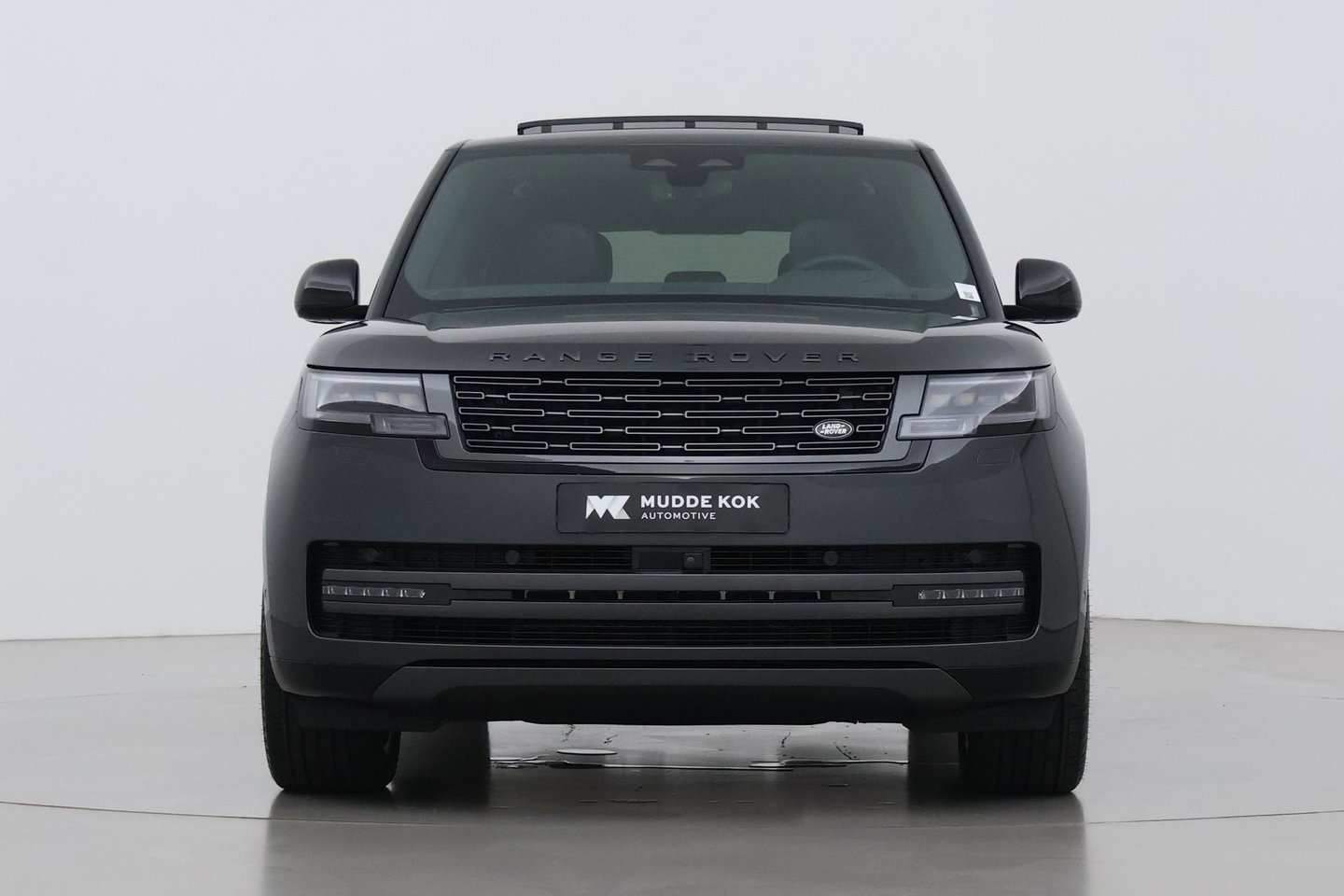 Land Rover Range Rover 3.0 P550e HSE | Meridian 3D | Shadow Exterior Pack | Massage | 360° Camera | 4-Wielbesturing | 22 Inch