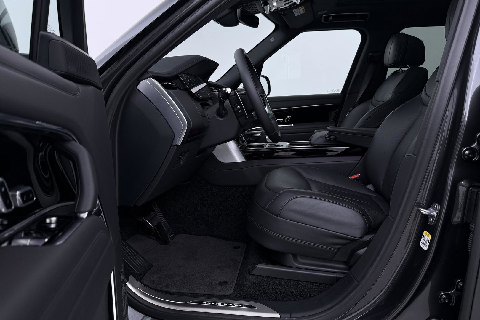 Land Rover Range Rover 3.0 P550e HSE | Meridian 3D | Shadow Exterior Pack | Massage | 360° Camera | 4-Wielbesturing | 22 Inch