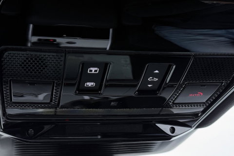 Land Rover Range Rover 3.0 P550e HSE | Meridian 3D | Shadow Exterior Pack | Massage | 360° Camera | 4-Wielbesturing | 22 Inch