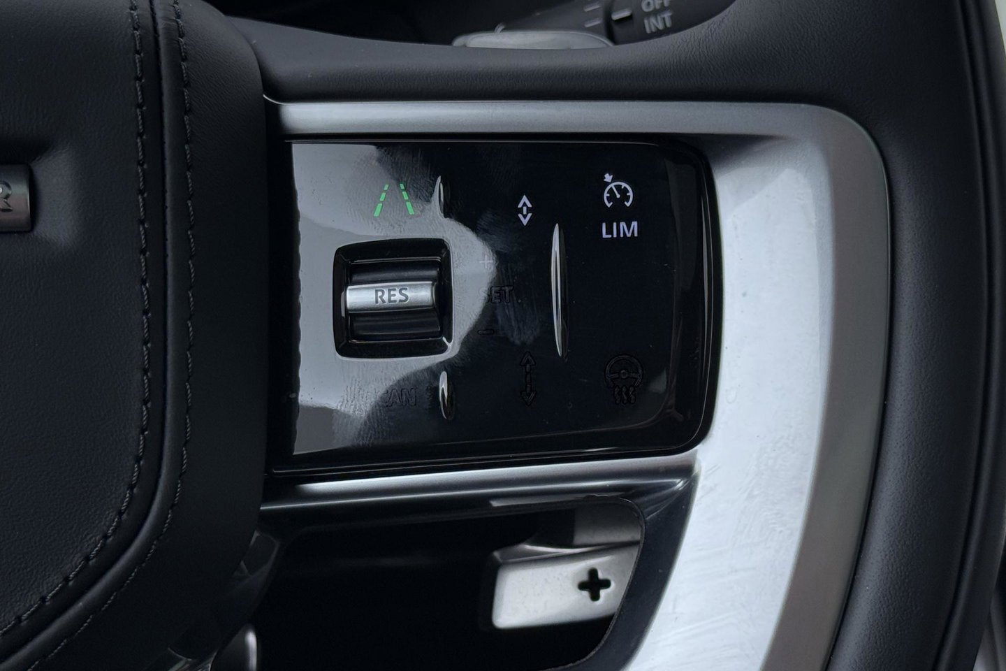 Land Rover Range Rover 3.0 P550e HSE | Meridian 3D | Shadow Exterior Pack | Massage | 360° Camera | 4-Wielbesturing | 22 Inch