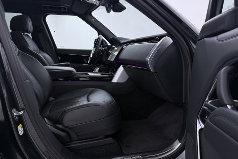 Land Rover Range Rover 3.0 P550e HSE | Meridian 3D | Shadow Exterior Pack | Massage | 360° Camera | 4-Wielbesturing | 22 Inch