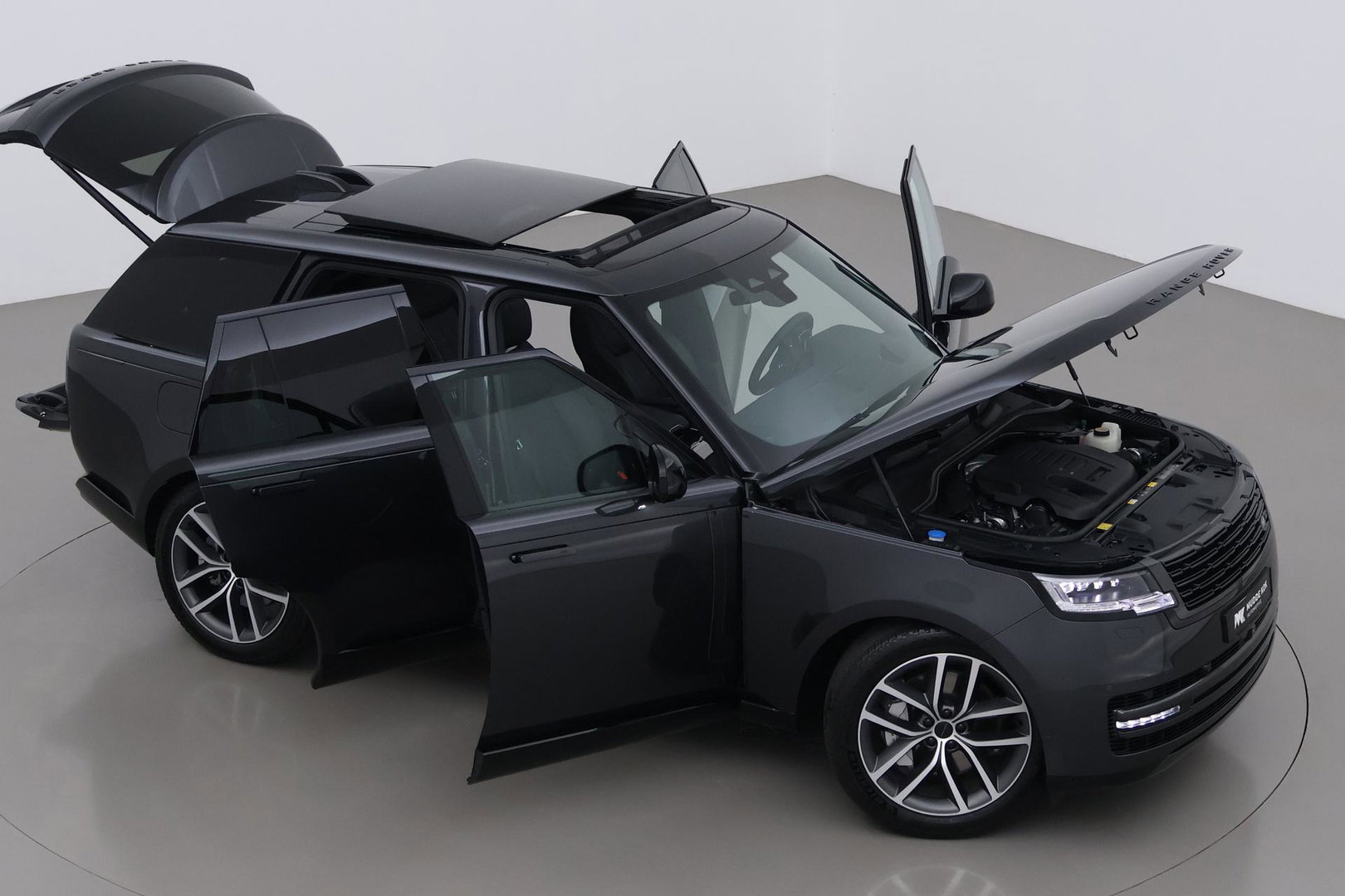 Land Rover Range Rover 3.0 P550e HSE | Meridian 3D | Shadow Exterior Pack | Massage | 360° Camera | 4-Wielbesturing | 22 Inch