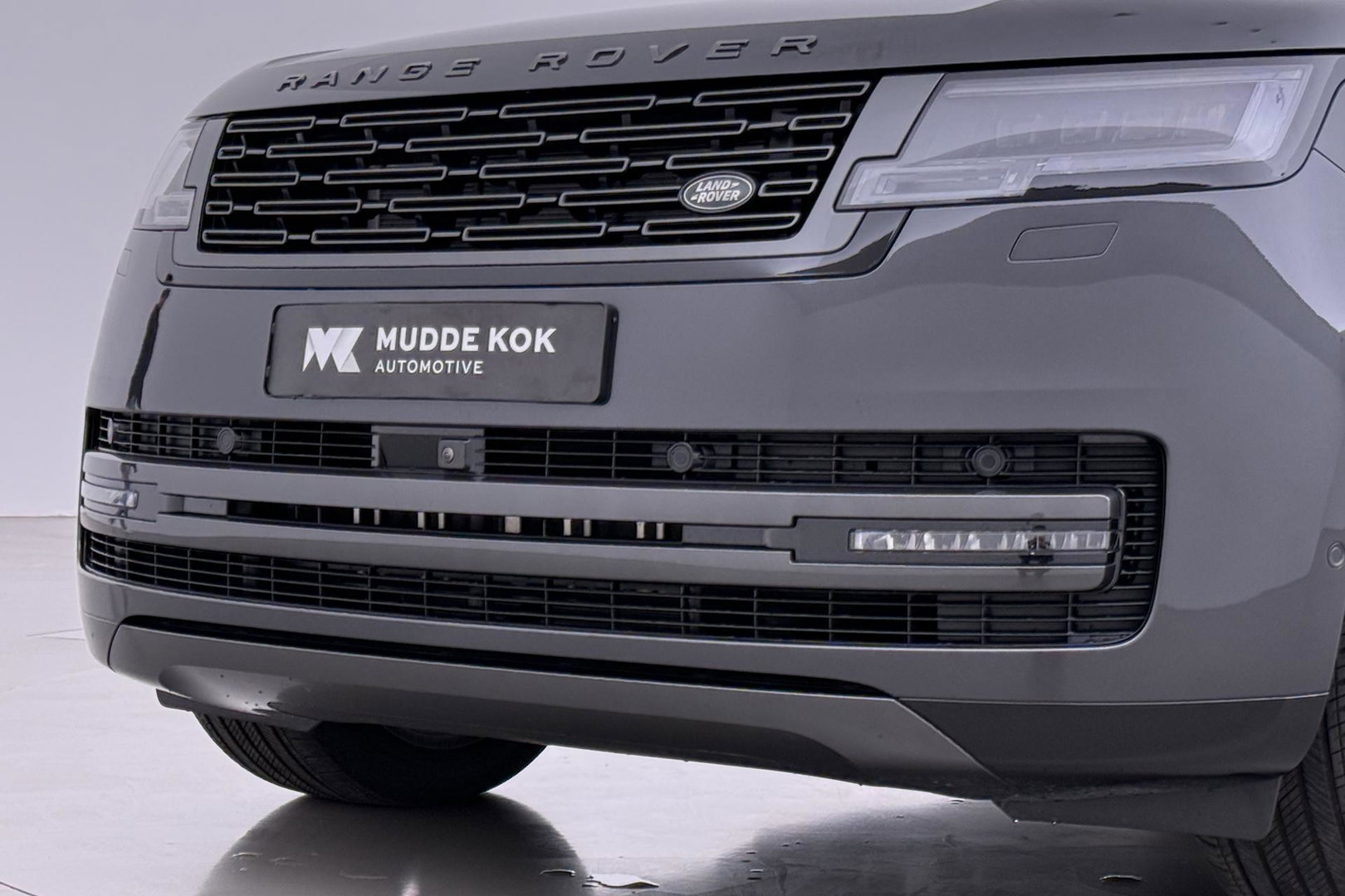 Land Rover Range Rover 3.0 P550e HSE | Meridian 3D | Shadow Exterior Pack | Massage | 360° Camera | 4-Wielbesturing | 22 Inch