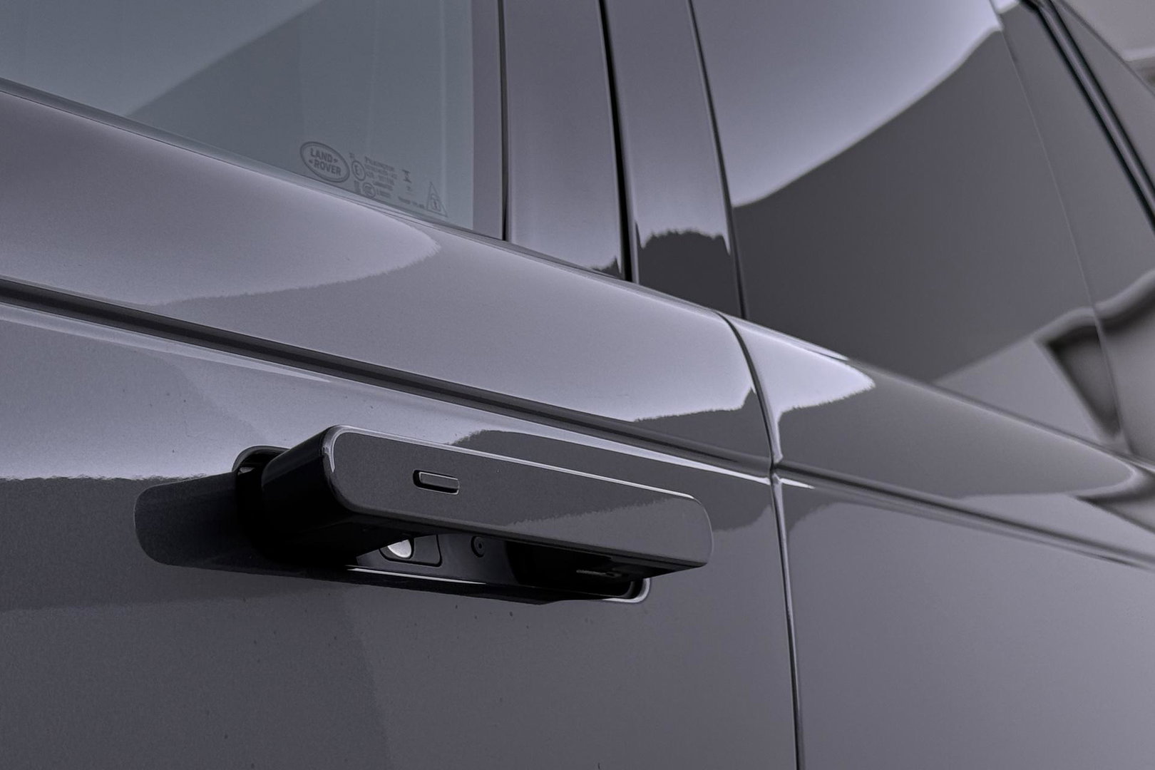 Land Rover Range Rover 3.0 P550e HSE | Meridian 3D | Shadow Exterior Pack | Massage | 360° Camera | 4-Wielbesturing | 22 Inch