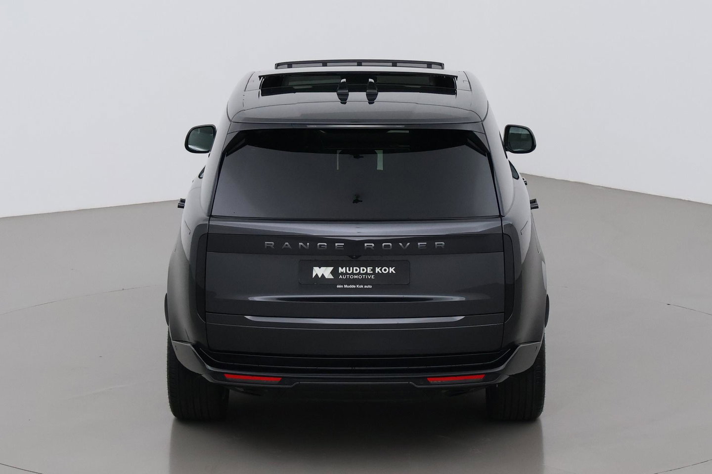 Land Rover Range Rover 3.0 P550e HSE | Meridian 3D | Shadow Exterior Pack | Massage | 360° Camera | 4-Wielbesturing | 22 Inch