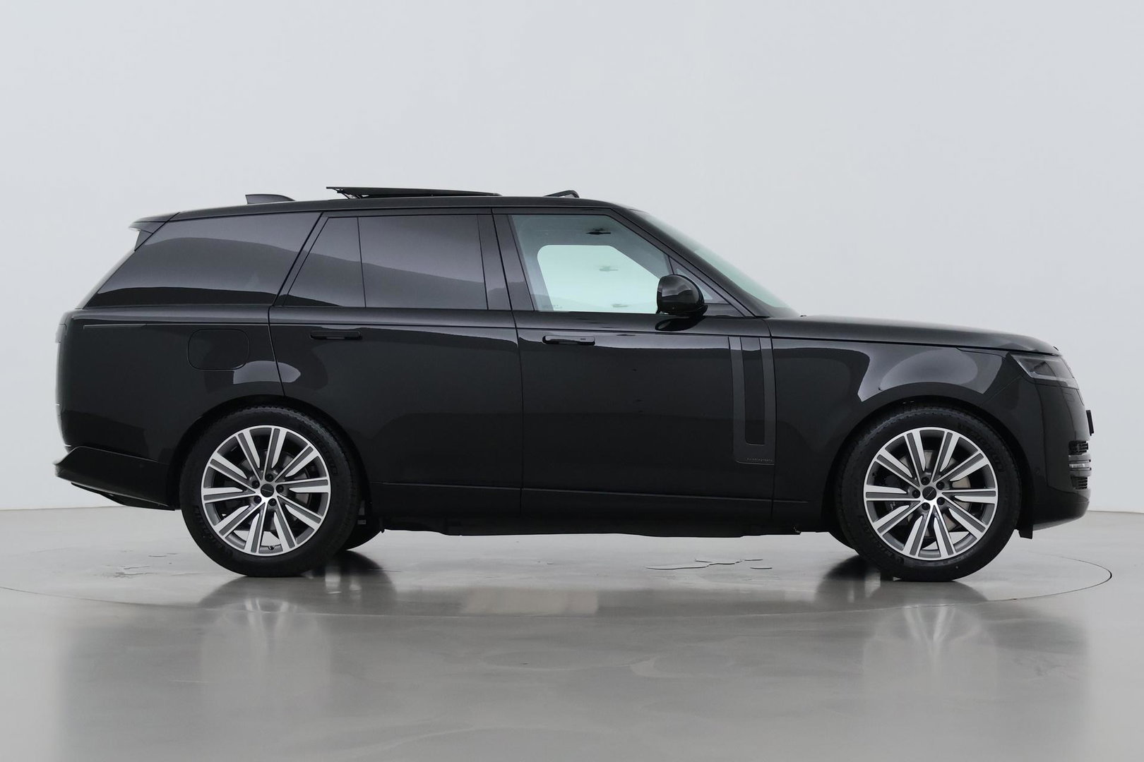 Land Rover Range Rover 3.0 P550e Autobiography | 23 Inch | Meridian Signature | Shadow Exterior Pack | Panoramadak | Towing Pack