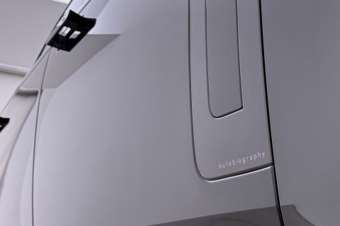 Land Rover Range Rover 3.0 P550e Autobiography | 23 Inch | Meridian Signature | Shadow Exterior Pack | Panoramadak | Towing Pack