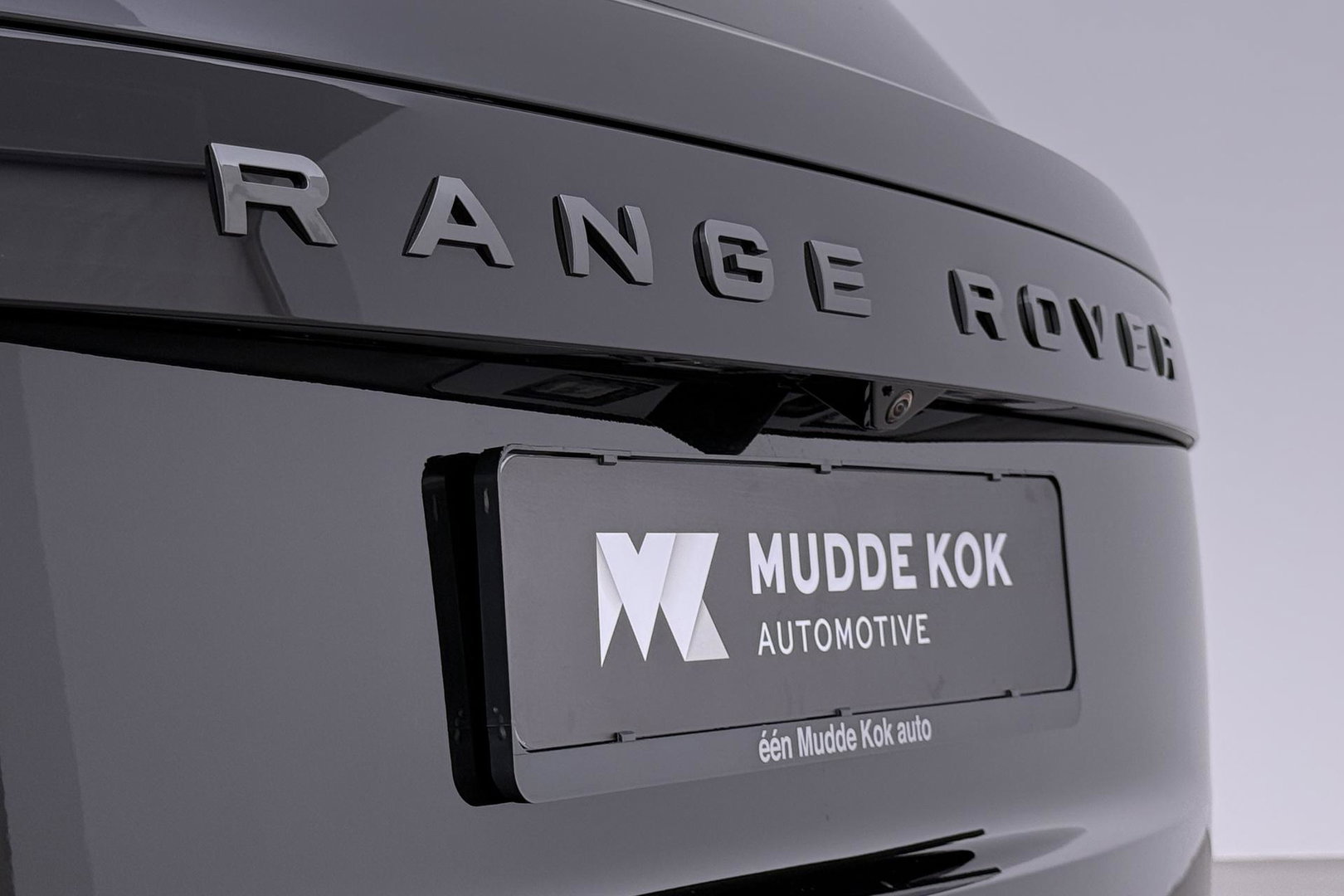 Land Rover Range Rover 3.0 P550e Autobiography | 23 Inch | Meridian Signature | Shadow Exterior Pack | Panoramadak | Towing Pack