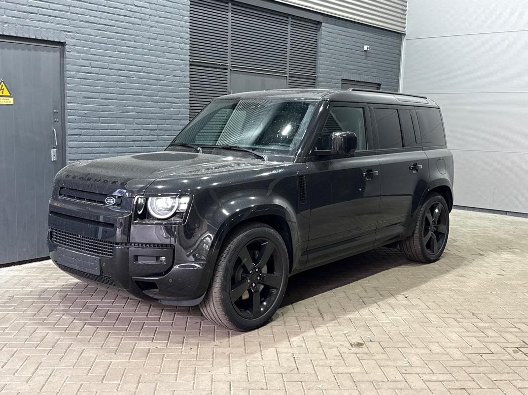 Land Rover Defender 2.0 P300e 110 X-Dynamic HSE | 6-Persoons | Meridian Surround | ClearSight | Panoramadak | Trekhaak | Stoelventilatie