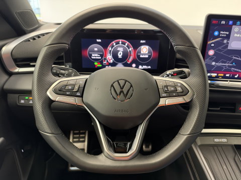 Volkswagen T-Roc 1.5 eTsi R-Line First Edition IQ-light Adaptive-Cruise