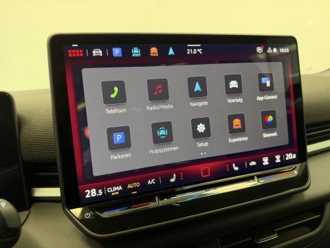 Volkswagen T-Roc 1.5 eTsi R-Line First Edition IQ-light Adaptive-Cruise