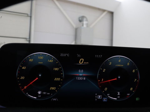 Mercedes-Benz CLA-Klasse Shooting Brake 180 Business Solution AMG