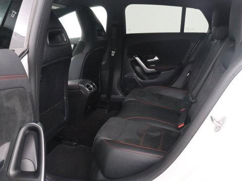 Mercedes-Benz CLA-Klasse Shooting Brake 180 Business Solution AMG
