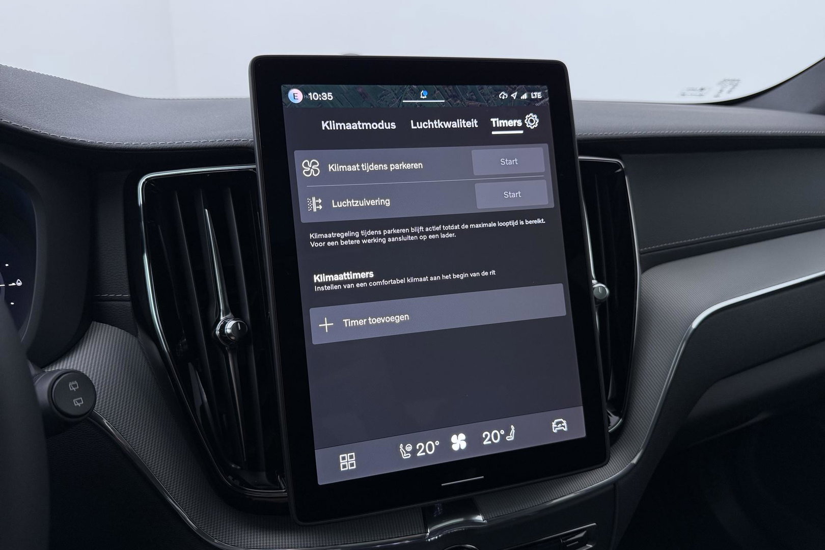 Volvo XC60 T6 Ultra Black Edition | 22 Inch | Bowers&Wilkins | Luchtvering | Trekhaak | 360° Camera | Stoelventilatie | Head-Up