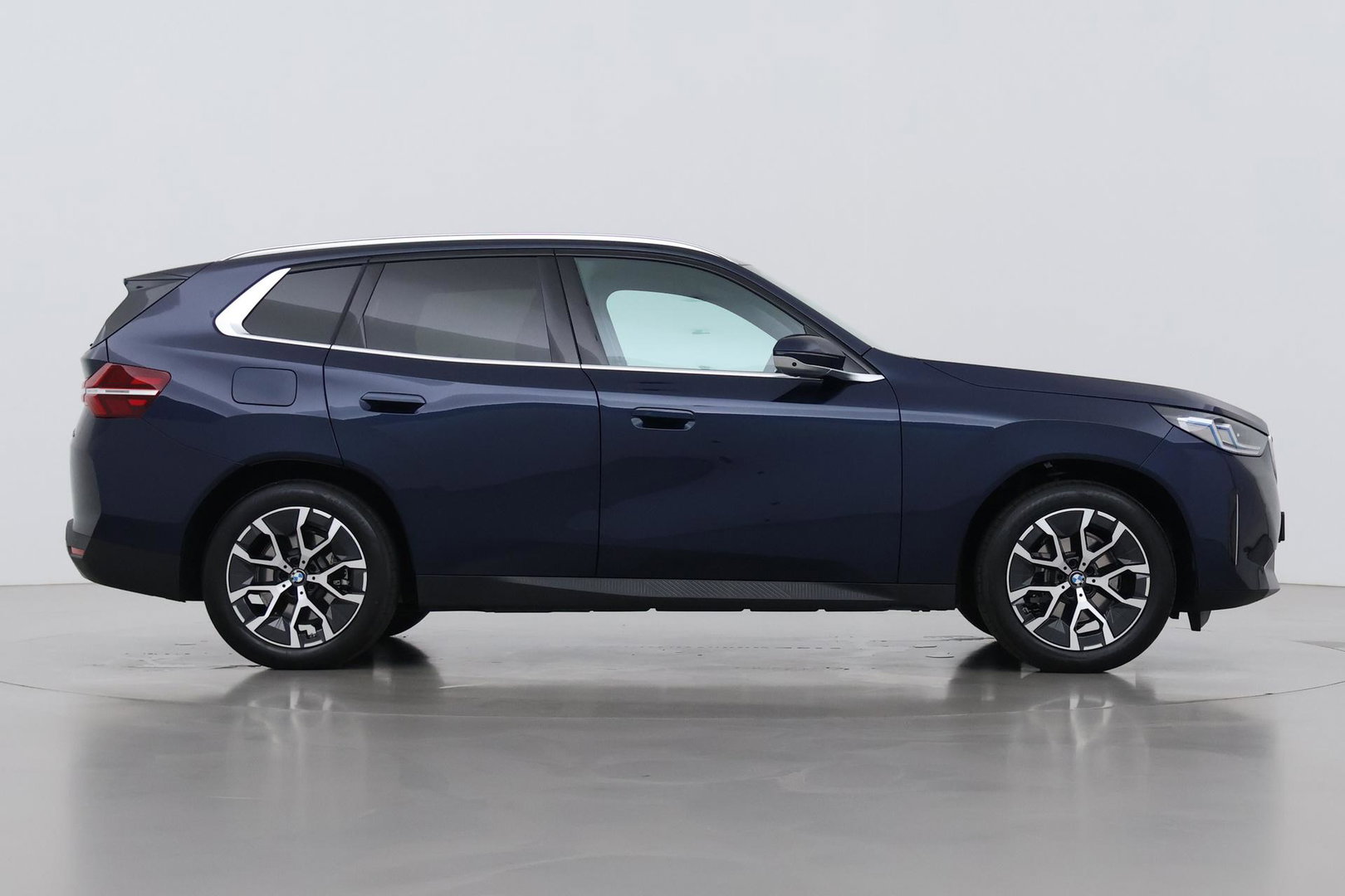 BMW X3 30e xDrive | Harman/Kardon | Stoelventilatie | 360° Camera | Trekhaak | Adaptief onderstel | BLIS | Head-Up | Keyless