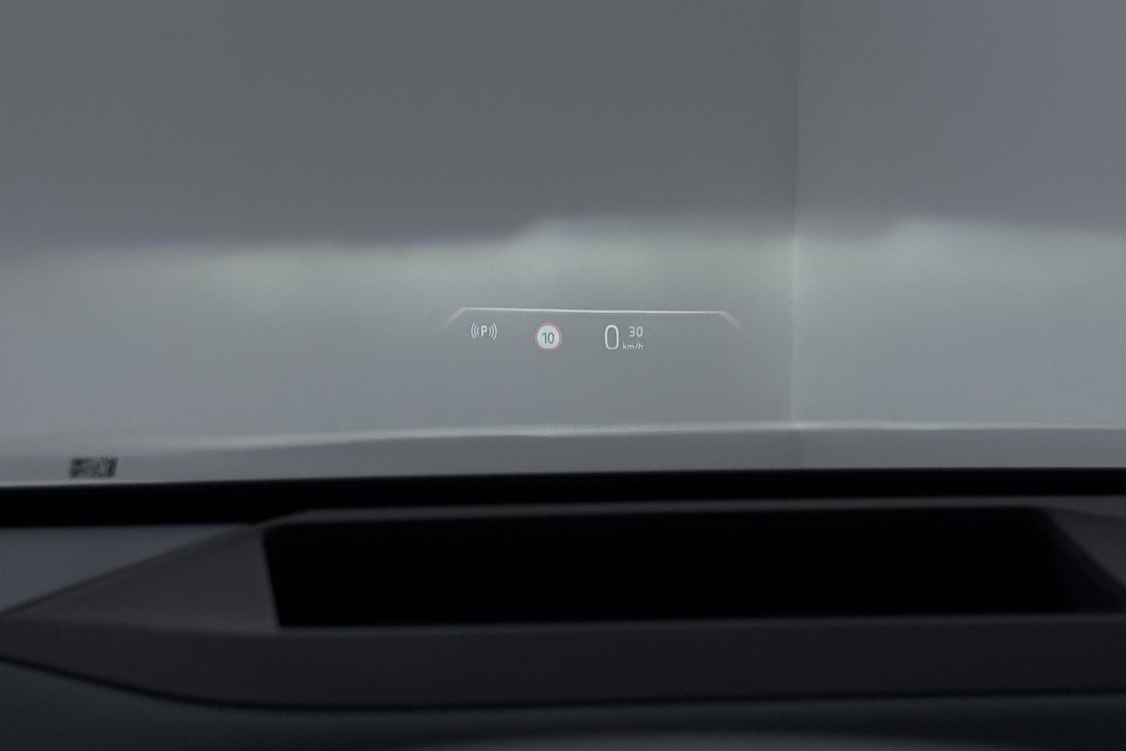 BMW X3 30e xDrive | Harman/Kardon | Stoelventilatie | 360° Camera | Trekhaak | Adaptief onderstel | BLIS | Head-Up | Keyless