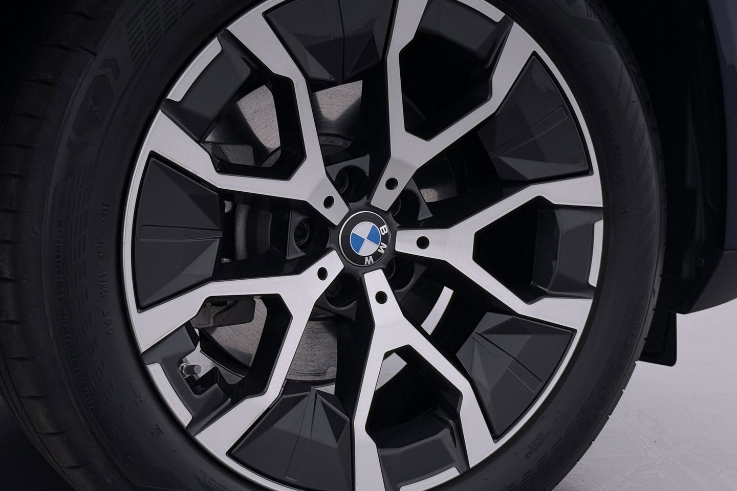 BMW X3 30e xDrive | Harman/Kardon | Stoelventilatie | 360° Camera | Trekhaak | Adaptief onderstel | BLIS | Head-Up | Keyless