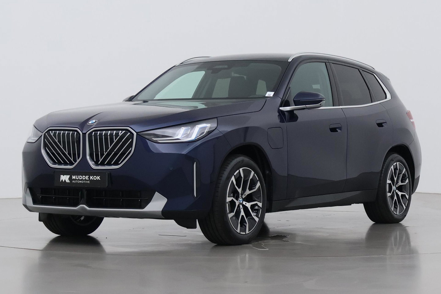 BMW X3 30e xDrive | Harman/Kardon | Stoelventilatie | 360° Camera | Trekhaak | Adaptief onderstel | BLIS | Head-Up | Keyless