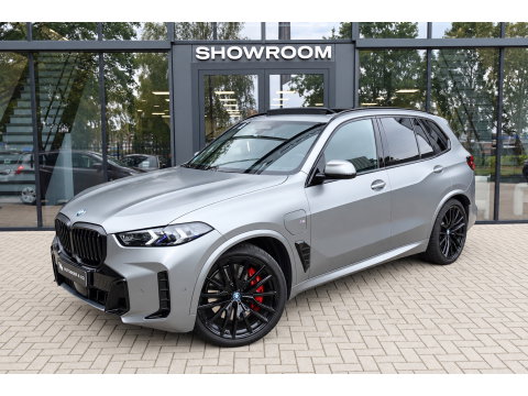 BMW X5 XDrive50e PANO SKYLOUNGE H&K VOL