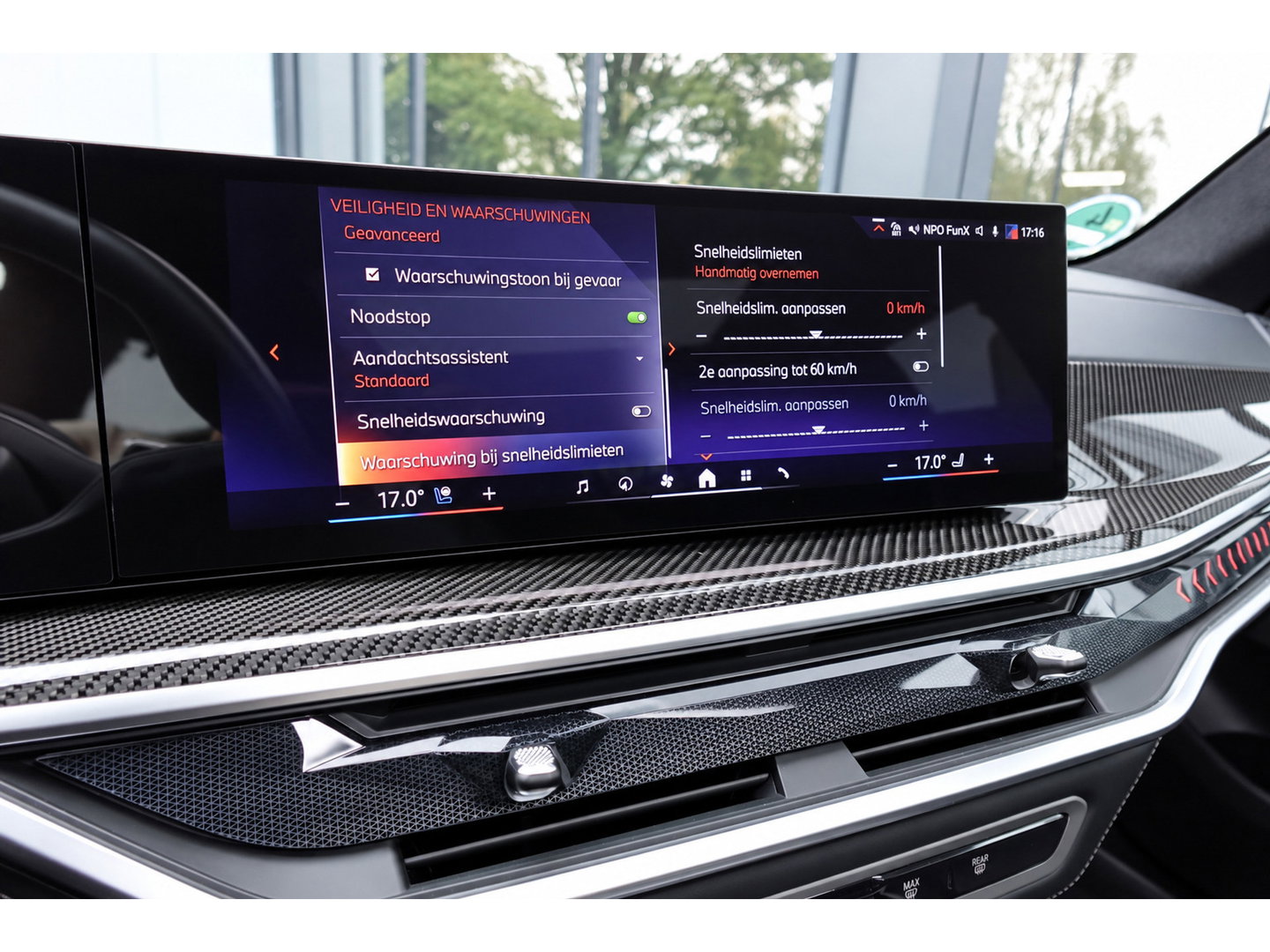 BMW X5 XDrive50e PANO SKYLOUNGE H&K VOL