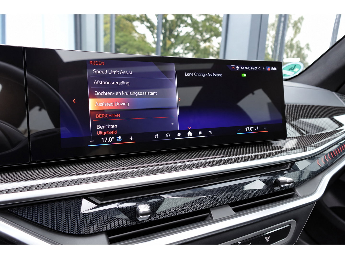 BMW X5 XDrive50e PANO SKYLOUNGE H&K VOL