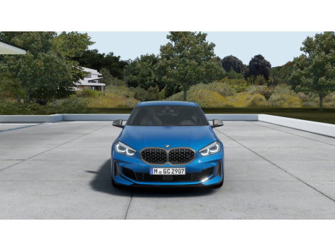 BMW 1-serie M135i 306PK xDrive M-sport / Individual / Head-up / Harman Kardon