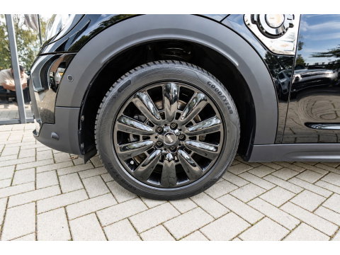 MINI Countryman 1.5 Cooper S E ALL4 Essential PANO H&K HUD