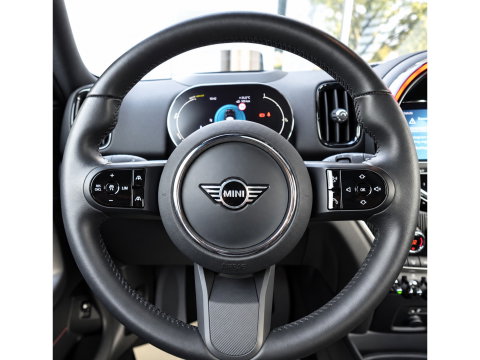 MINI Countryman 1.5 Cooper S E ALL4 Essential PANO H&K HUD