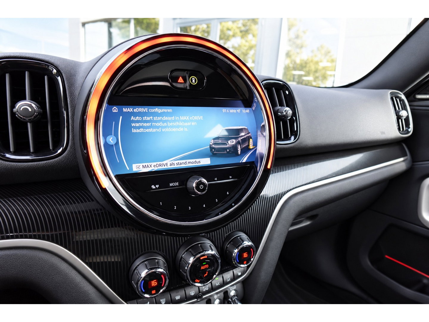 MINI Countryman 1.5 Cooper S E ALL4 Essential PANO H&K HUD