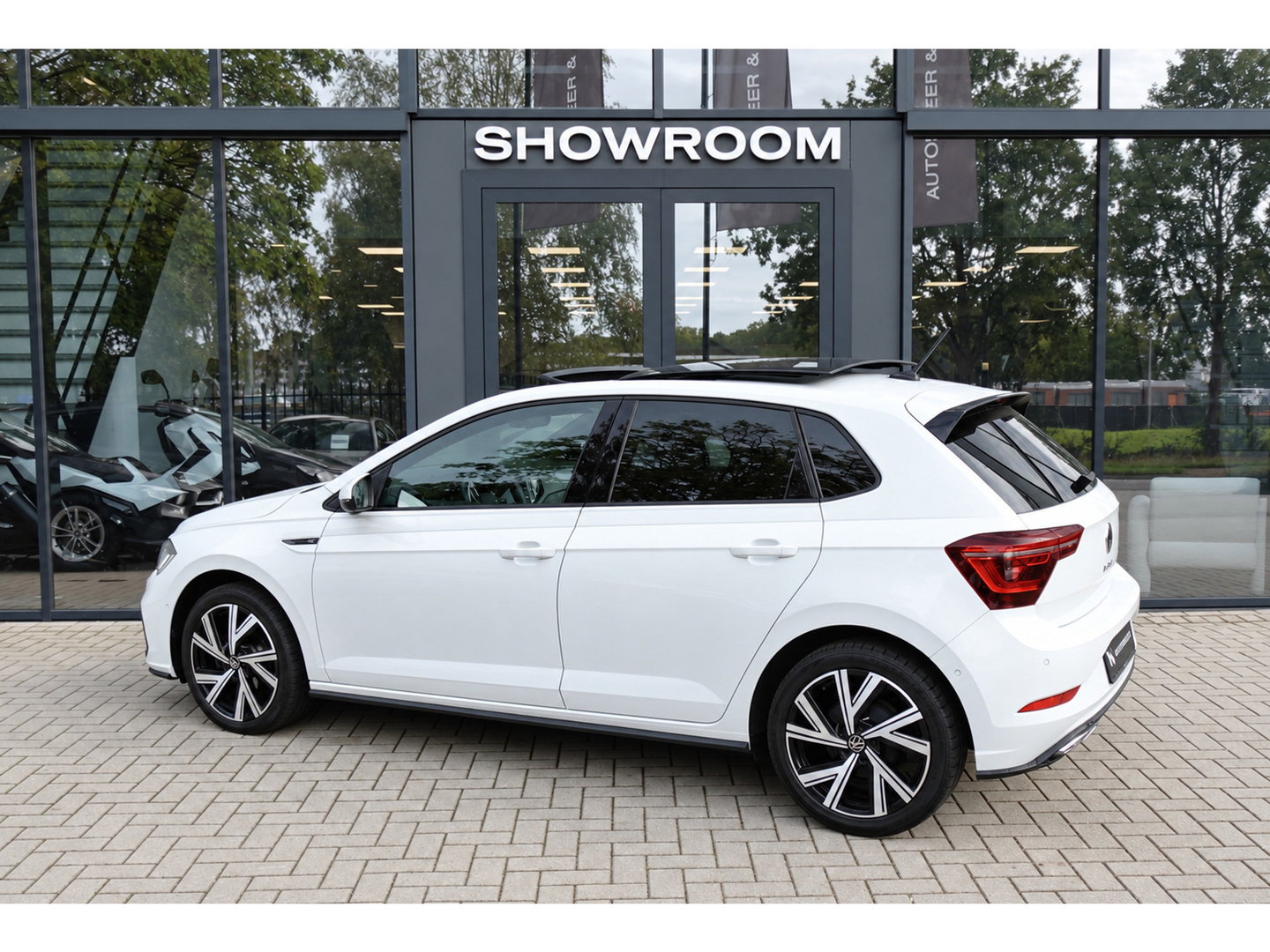 Volkswagen Polo 1.0 TSI R-Line KEYLESS IQ.LIGHT PANO VOL