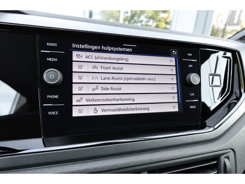 Volkswagen Polo 1.0 TSI R-Line KEYLESS IQ.LIGHT PANO VOL