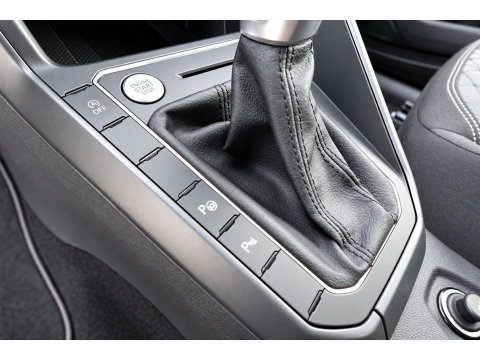 Volkswagen Polo 1.0 TSI R-Line KEYLESS IQ.LIGHT PANO VOL