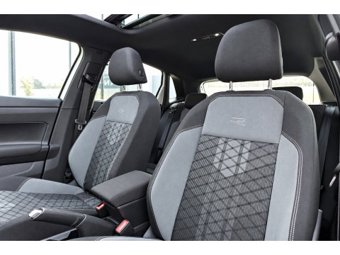 Volkswagen Polo 1.0 TSI R-Line KEYLESS IQ.LIGHT PANO VOL