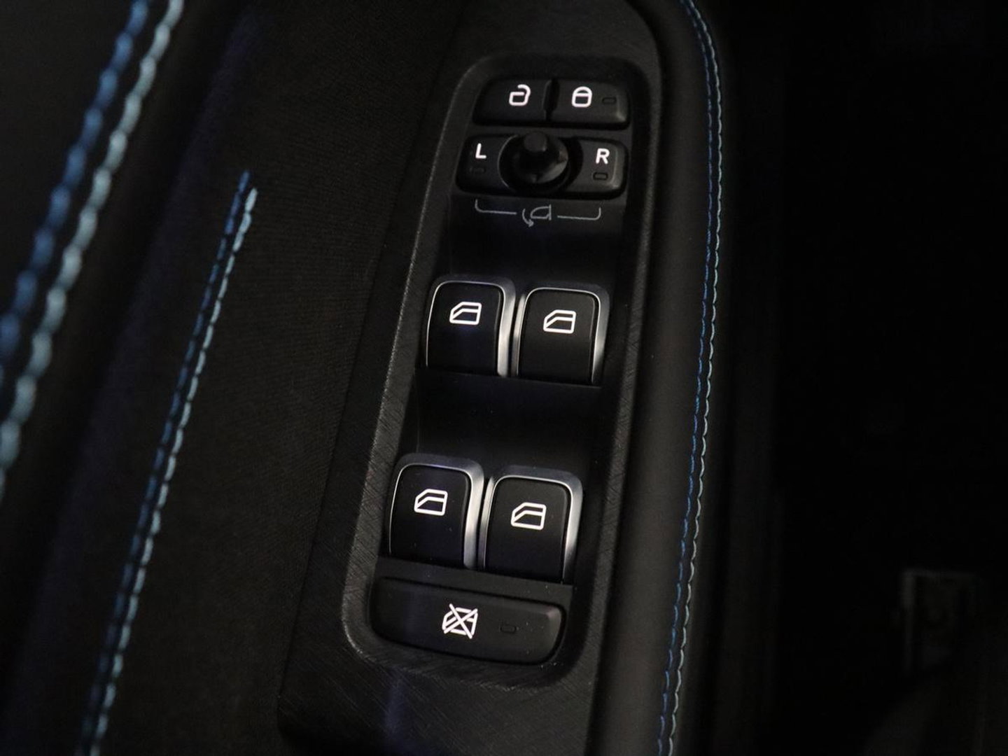 Lynk & Co 1 1.5