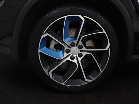 Lynk & Co 1 1.5