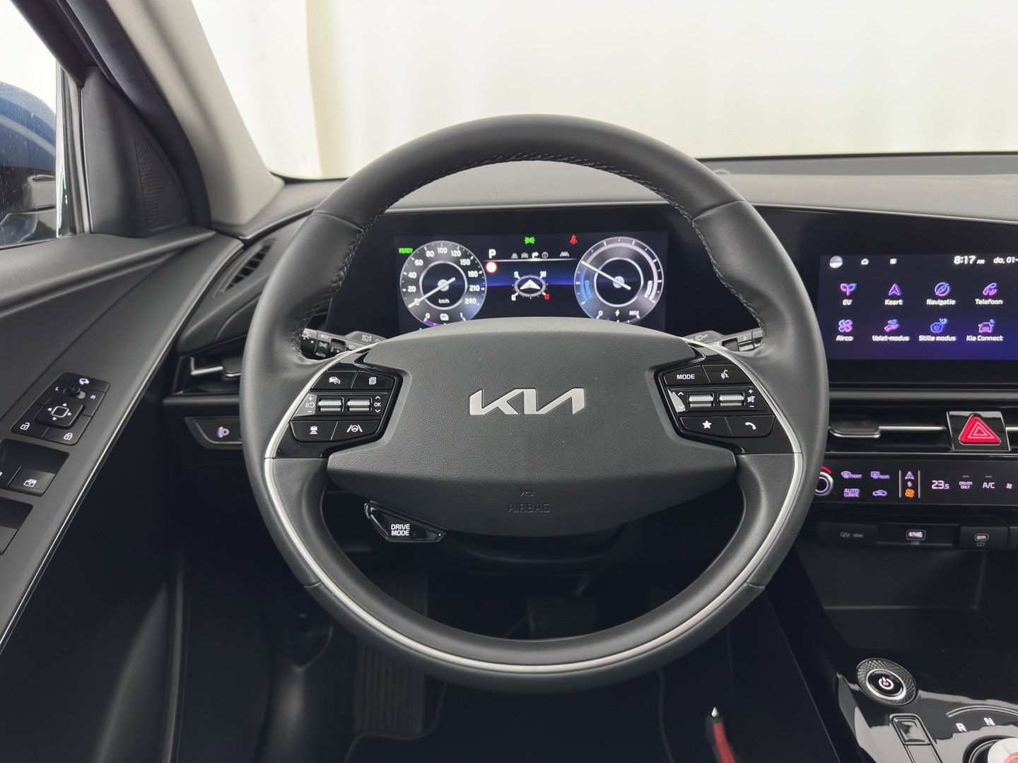 Kia Niro EV DynamicLine 64.8 kWh [3-Fase-11kW] {SoH-100%} (INCL-BTW) Aut. *LEATHER-FABRIC | ADAPTIVE-CRUISE | DIGI-COCKPIT | KEYLESS | CAMERA | DAB | COMFORTSEATS | SHIFTPADDLES | ECC | PDC | CARPLAY | 17''ALU*