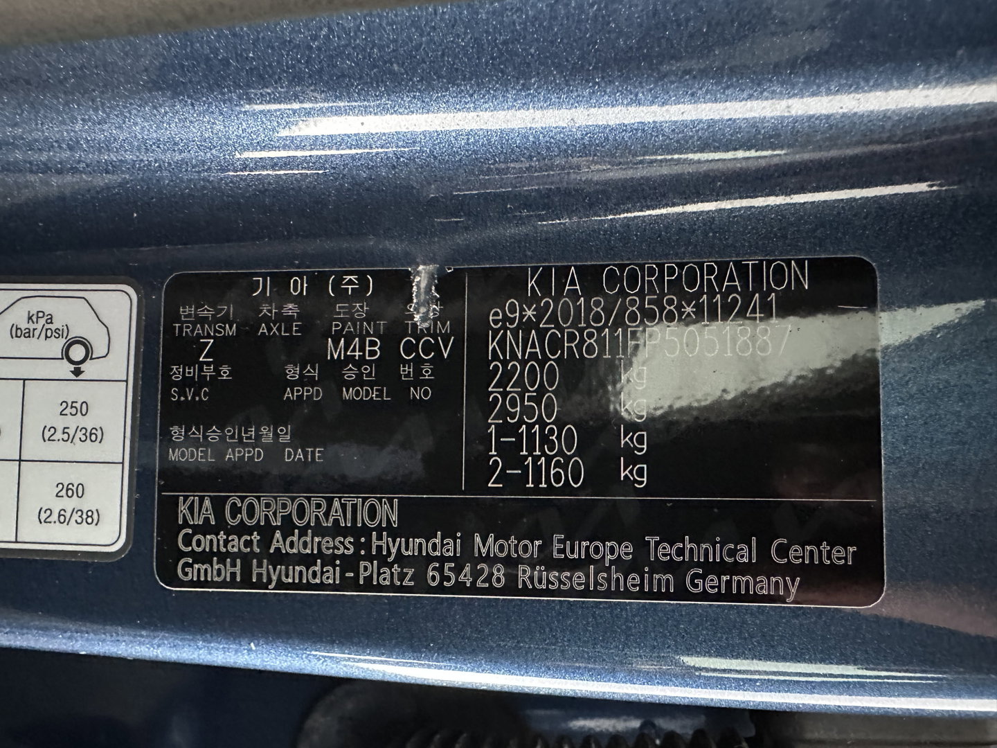 Kia Niro EV DynamicLine 64.8 kWh [3-Fase-11kW] {SoH-100%} (INCL-BTW) Aut. *LEATHER-FABRIC | ADAPTIVE-CRUISE | DIGI-COCKPIT | KEYLESS | CAMERA | DAB | COMFORTSEATS | SHIFTPADDLES | ECC | PDC | CARPLAY | 17''ALU*