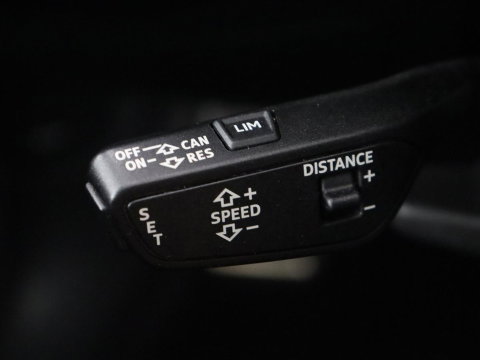 Audi A4 Avant 35 TFSI S edition Competition