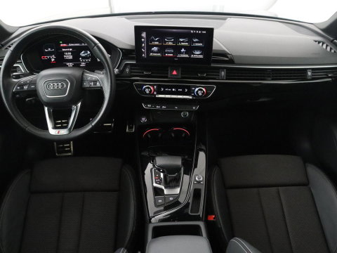 Audi A4 Avant 35 TFSI S edition Competition