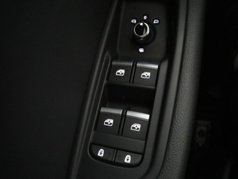 Audi A4 Avant 35 TFSI S edition Competition