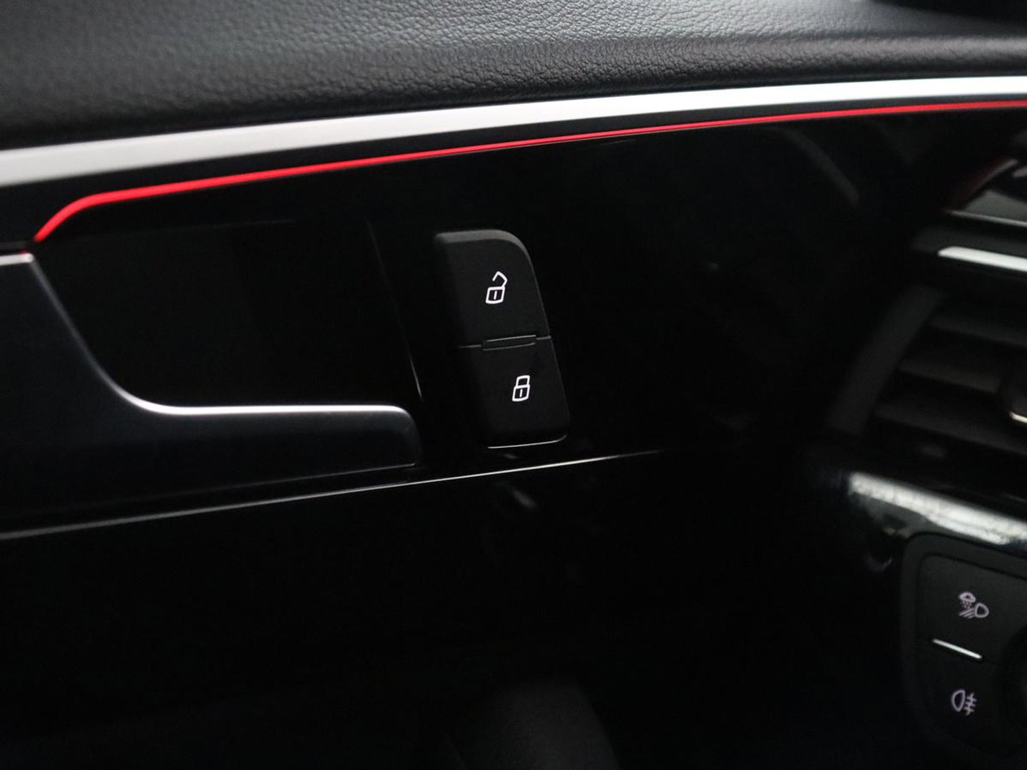 Audi A4 Avant 35 TFSI S edition Competition
