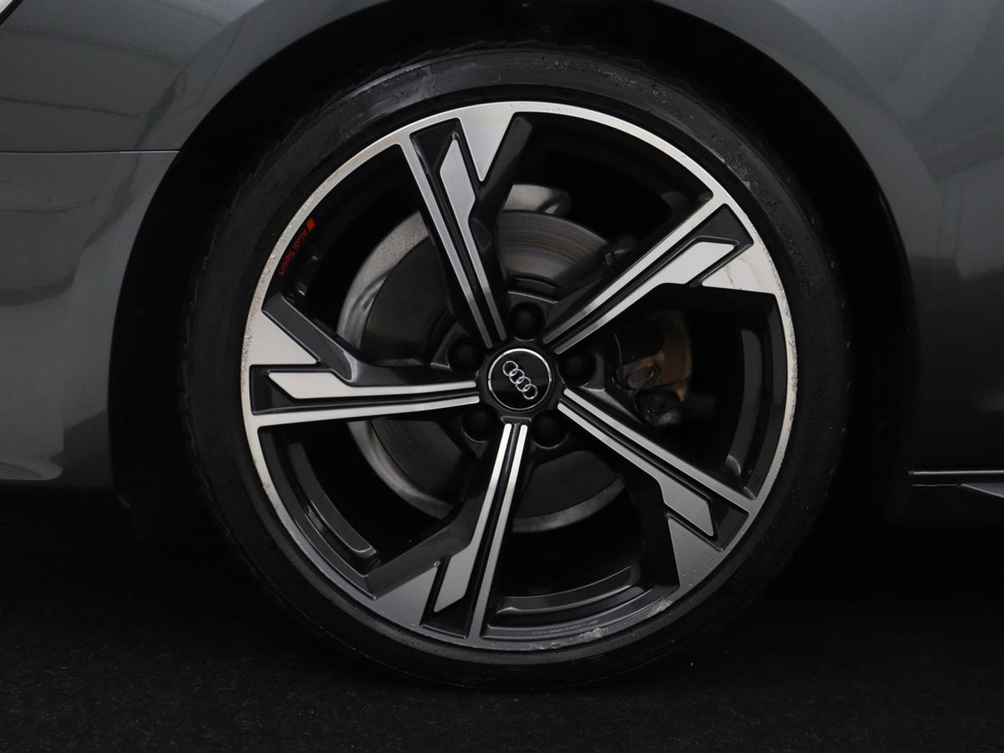 Audi A4 Avant 35 TFSI S edition Competition