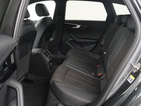 Audi A4 Avant 35 TFSI S edition Competition