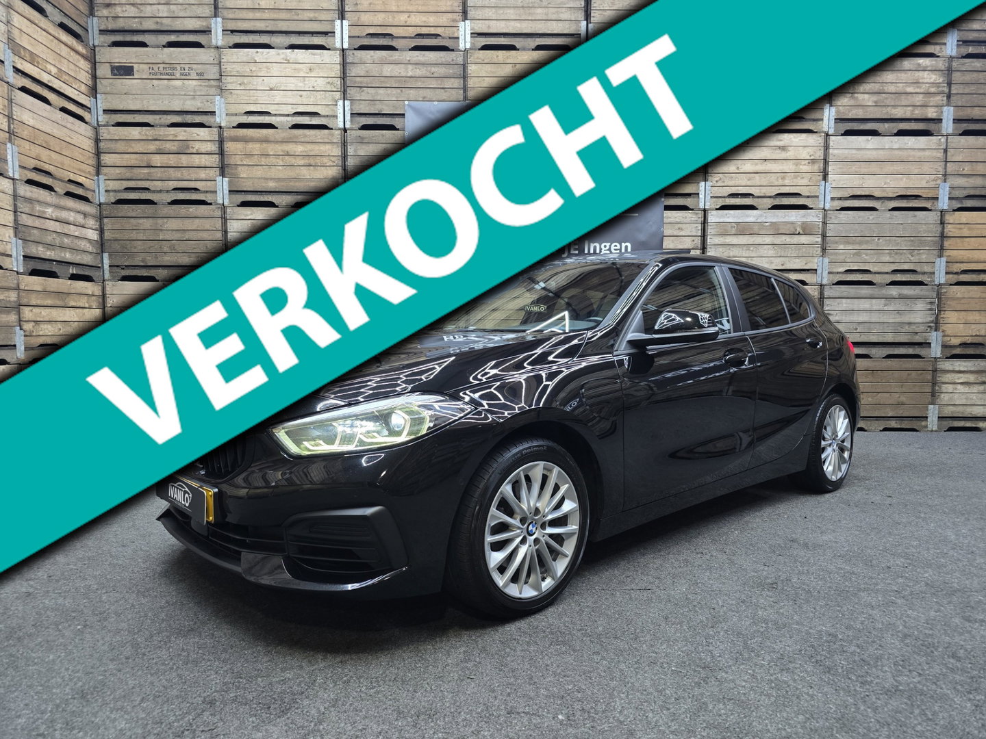 BMW 1-serie 118i High Executive Pano Clima Camera HUD Navi LM